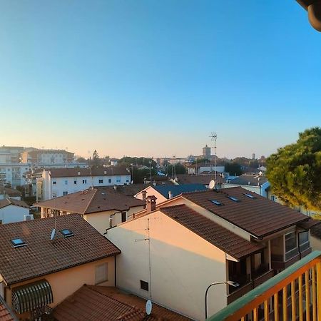 Attico A 2 Passi Dalla Stazione E Centro Storico 拉文纳 外观 照片